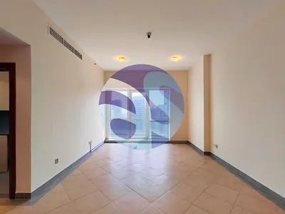 Huge 2 BR with Balcony / Chiller Free / Front of Metro