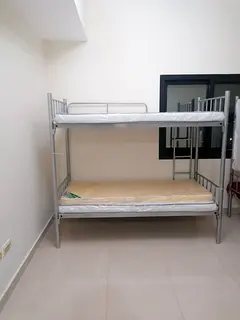 Ladys bed space