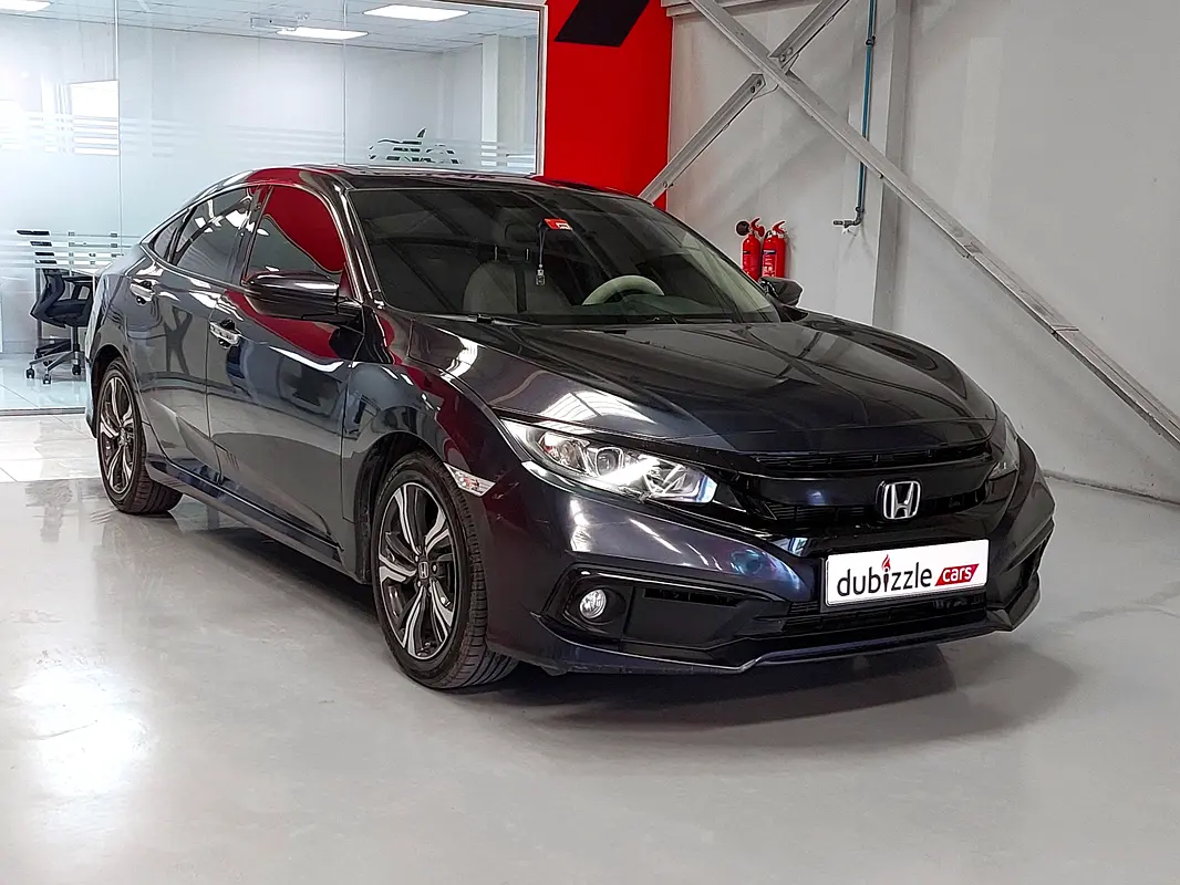 Honda Civic 2020 — photo 1 of 14