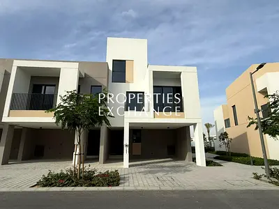 READY TO MOVE IN | BRAND NEW | SPACIOUS LAYOUT