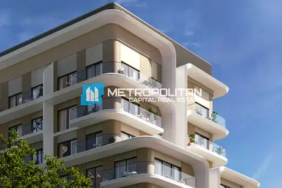 Low Premium 1 Bedroom | Mid floor | Garden View