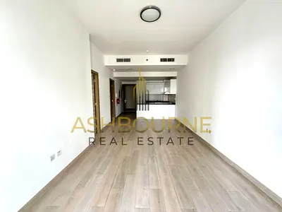 1BR RESIDENCE | STUNNING PARK VIEW | MODERN LIVING