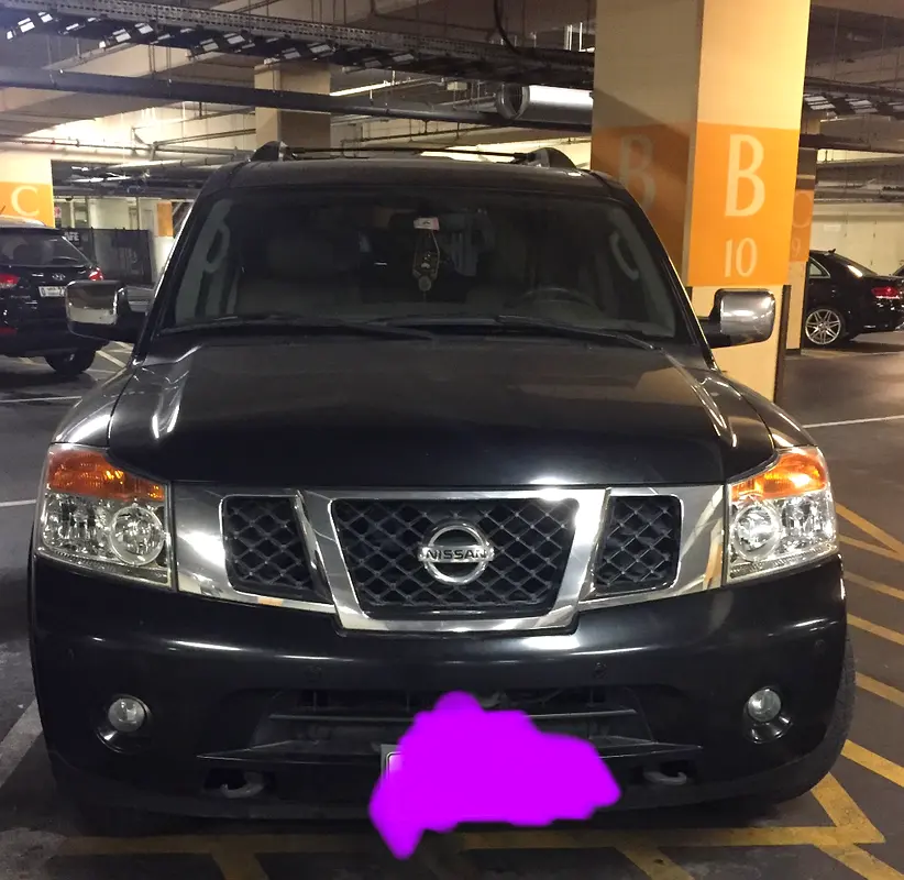 Nissan Armada 2011 — photo 1 of 3