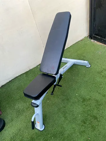 Adjustable bench