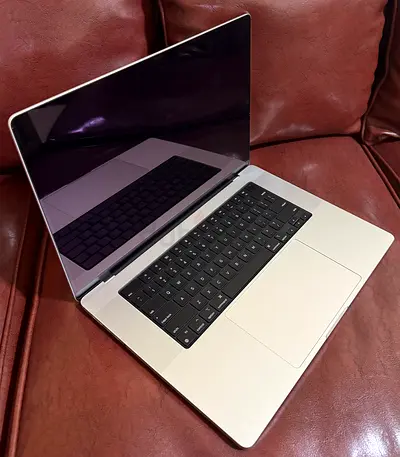 16” Apple MacBook M4 Pro 48GB Ram 1TB SSD