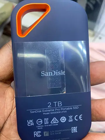2T SAN DISC SSD