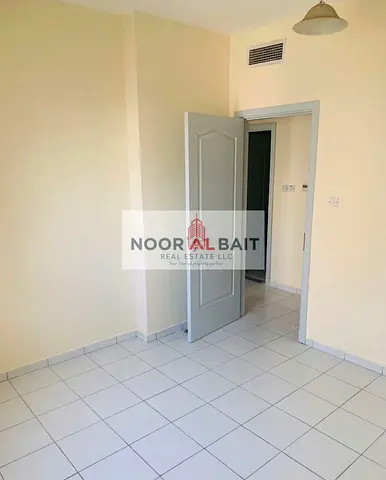 1 BHK | Affordable Rent | Family Building | Prime Location | Neat and Clean