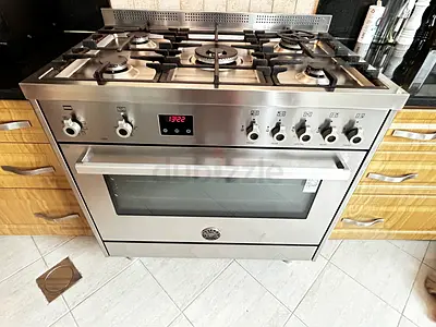 Bertazzoni 5 Burner Gas Range Cooker