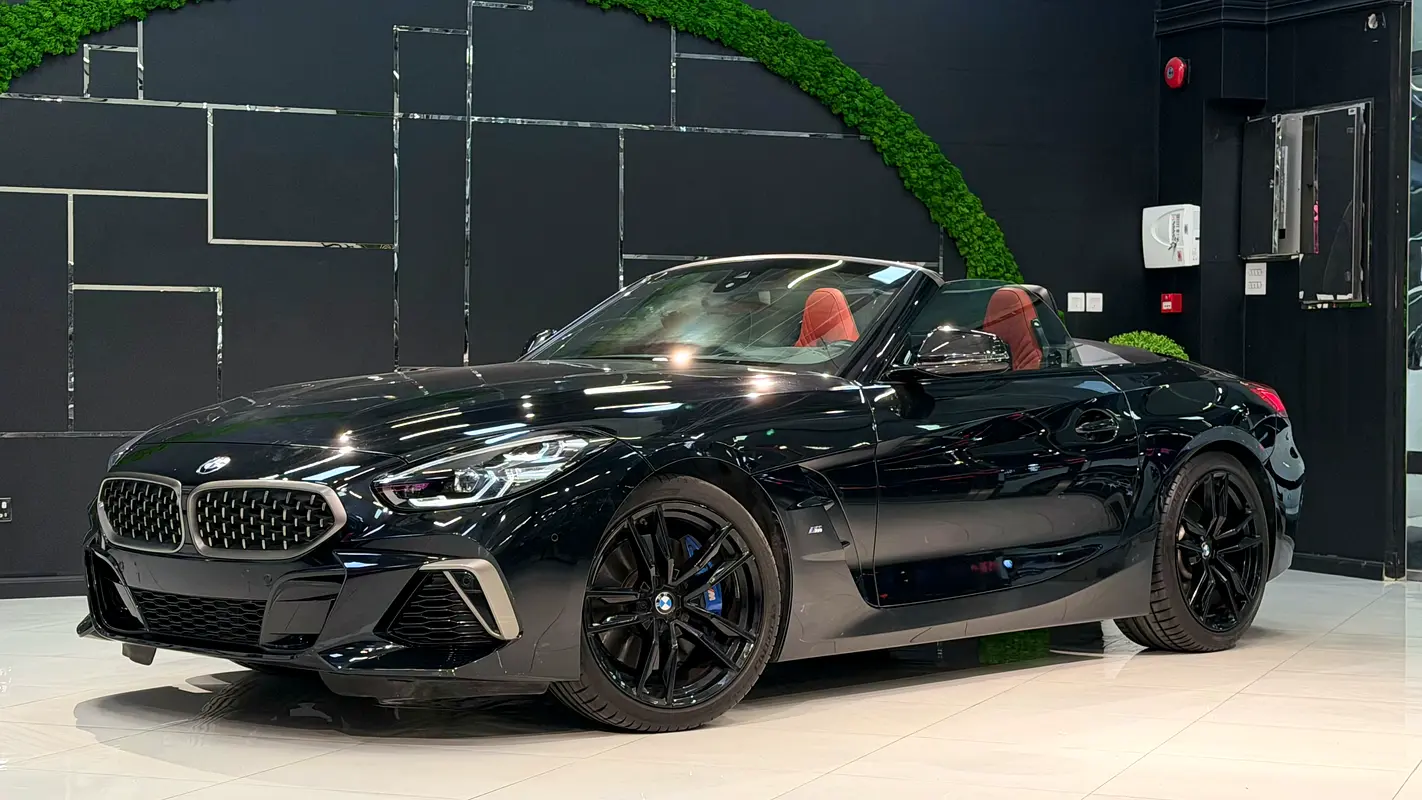 BMW Z4 2022 — photo 1 of 17
