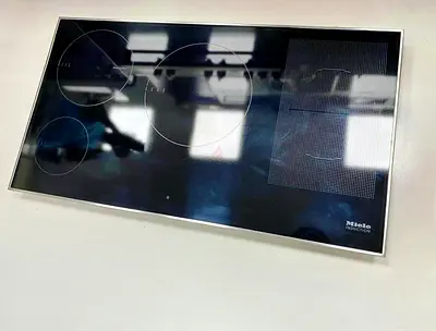 Miele KM 6669 Built-in Induction Hob – Premium Model intelligent touch controls,