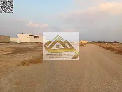 2PLOTS TOGTHER IN MANAMA 4