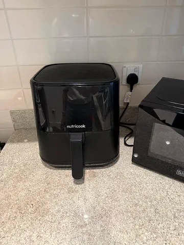 Nutricook Compact Air Fryer - Black, Good Condition