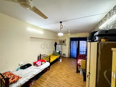 Bed space @ AED 1250 Near BURJUMAN METRO
