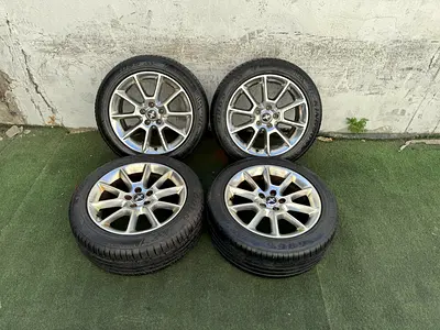 Ford Mustang 18” rims and tyres 2025