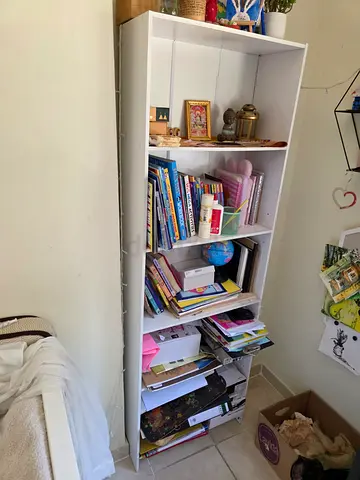 Ikea White 5-Shelf Bookcase / Storage Unit - Good Condition