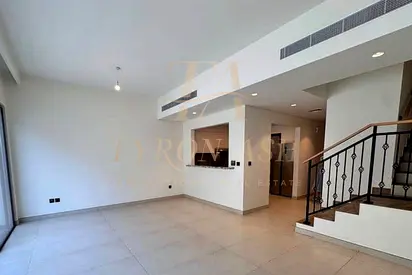 BRAND NEW / NEAR CENTRAL HUB / SPACIOUS 4BR