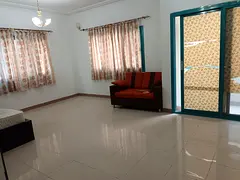 1 Big Room