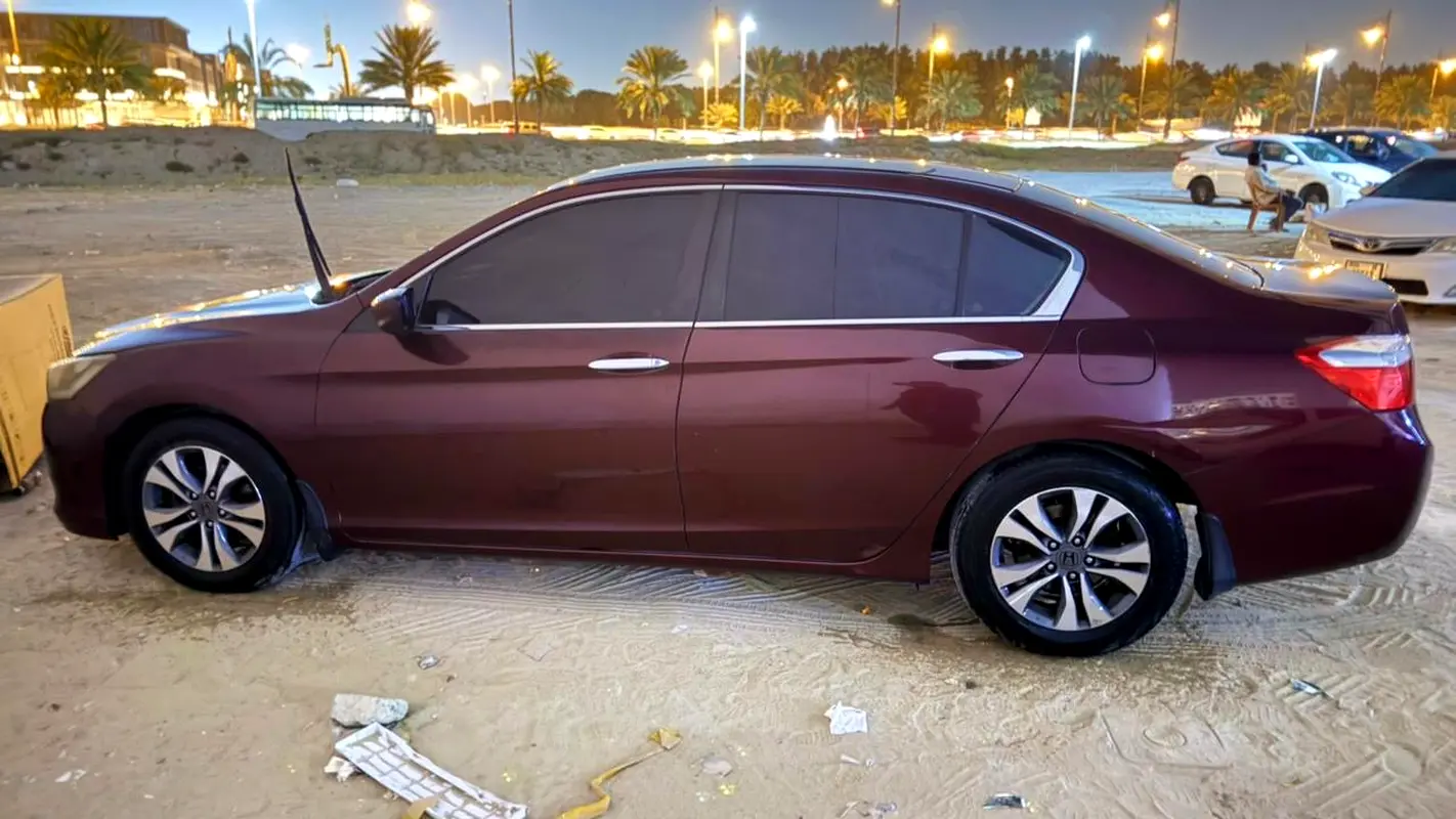 Honda Accord 2015 — photo 1 of 11