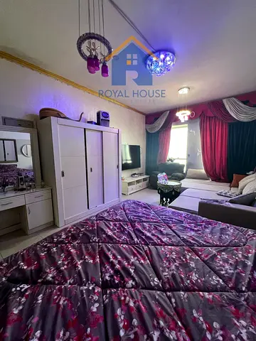 Luxury studio in Al Majaz 2 with a view, furnished + parking