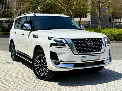 Nissan Patrol SE platinum 2023 GCC full option