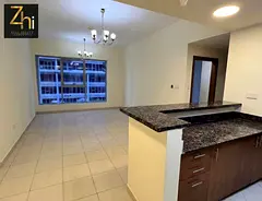 Vacant l Laundry room l Unfurnished