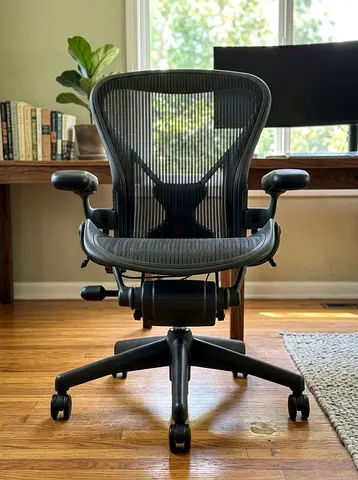 Herman Miller Aeron Chair - Size B, Excellent Condition