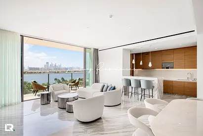 Sleek, Sophisticated, and Move-In Ready!!!