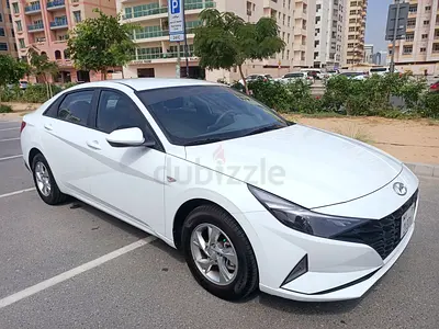 Hyundai Elantra 2022