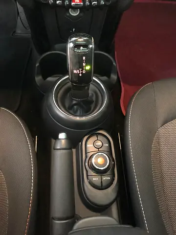 2019 MINI COOPER — фото 13