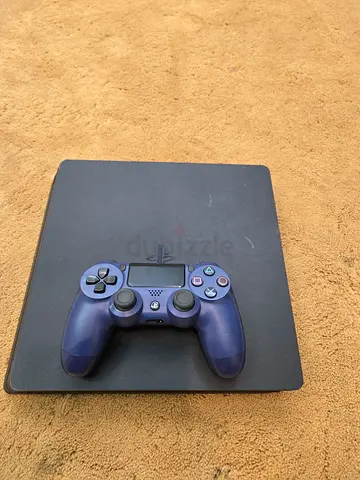 Sony PlayStation 4 Slim with DualShock 4 Controller - Good Condition