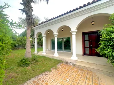 4 Beds | Huge | Bungalow | Excellent Plot
