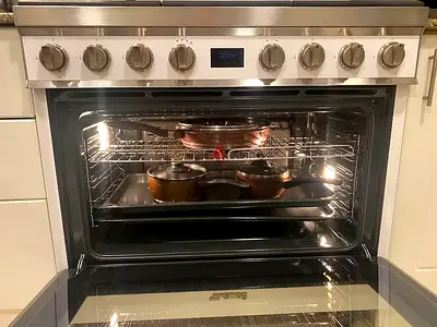 Smeg latest model 6 burner gass/electric top gass oven electric dual fan stove 90x60 white colour