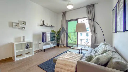 Spacious 1BR |High Floor |Vacant |Family Friendly