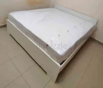 Ikea Askvol king size bed frame with Ikea mattress 180×200cm is available