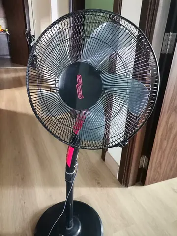 Standing fan