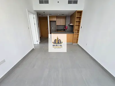 COZY UNIT ! CHEAPER PRICE! EXCELLENT LOCATION!