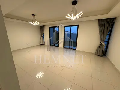 Single Row | 5BR+Maid | G+2 | Vacant