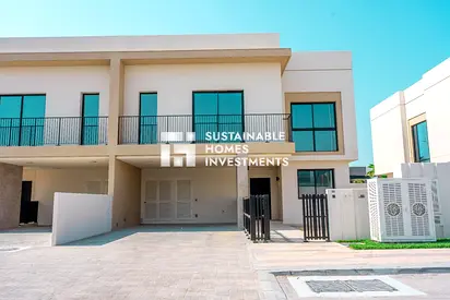 0% Fees | Standalone Row | Ready Now