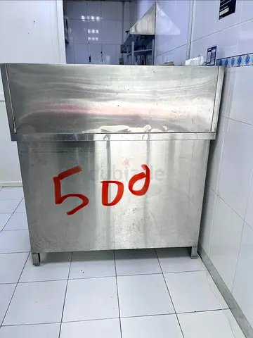 Stainless Steel Commercial Workbench / Prep Table (Good Condition)