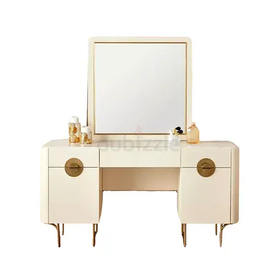 Vanity dresser and mirror