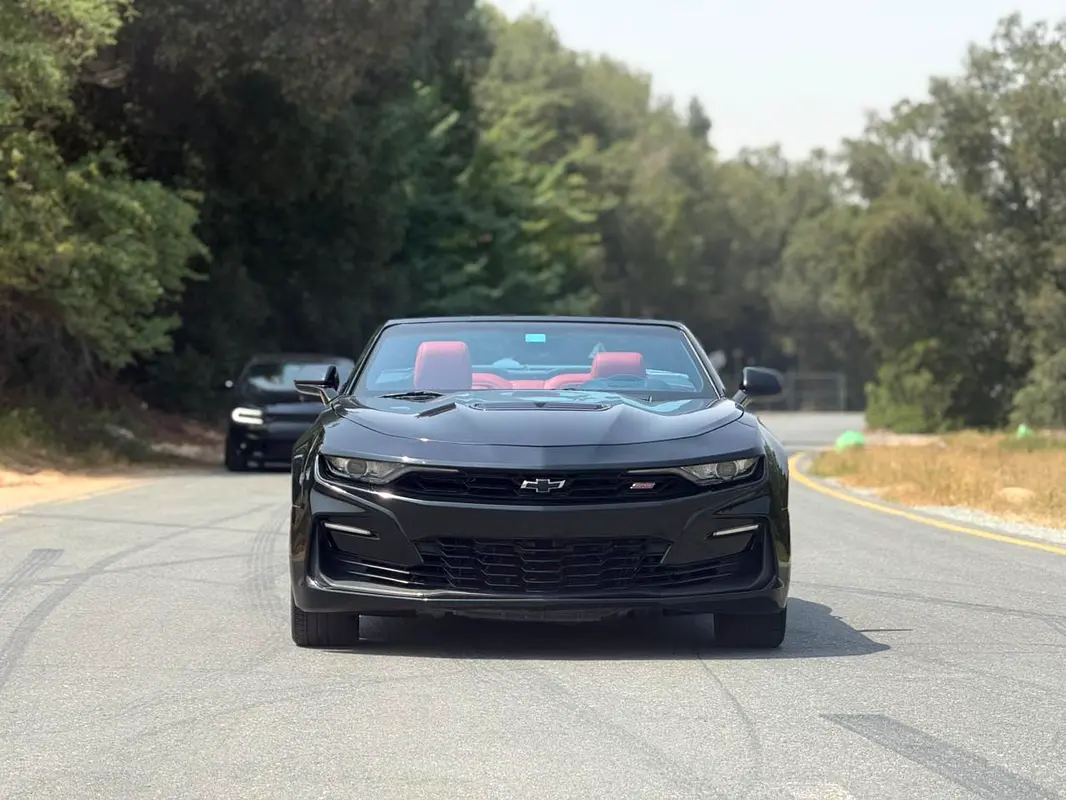 Chevrolet Camaro 2020 — photo 1 of 13