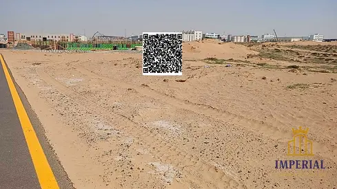 Industrial land with planning permission (ground floor + two storeys + warehouses + staff accommodation); 99-year leasehold for expatriates