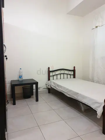 Room sharing with one person in Spain cluster