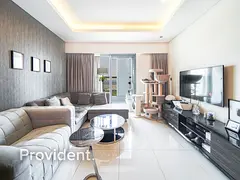 Spacious 1BR/Laundry | Furnished | Open Creek view