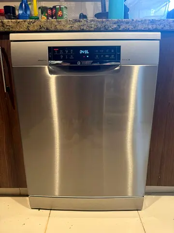 Bosch Series 6 SilencePlus Smart WiFi Dishwasher - Excellent Condition