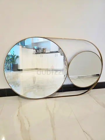 Modern Double-Circle Wall Mirror with Brass Frame