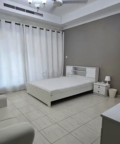 NEAR METRO, PRIVATE ROOM FURNISHED