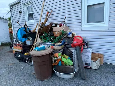 full junk removal service today
furniture appliances waste removal
fast team no delay service