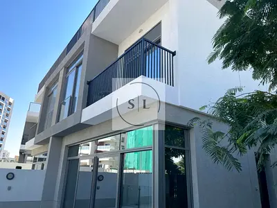 Vacant | Corner Unit | Private Pool | Gated Community