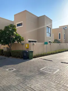 3 bedroom Vila in alraha garden